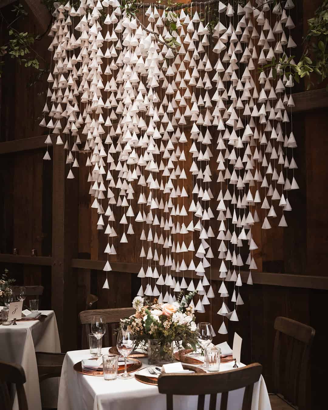 Barn wedding decor