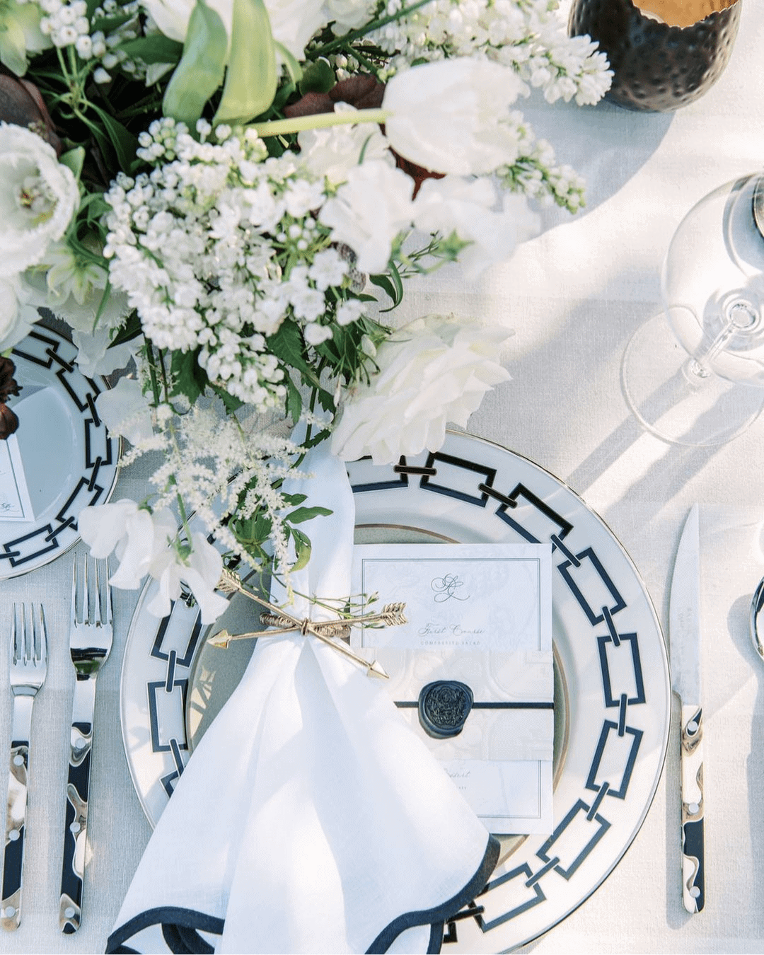 Black And White Flower Arrangements