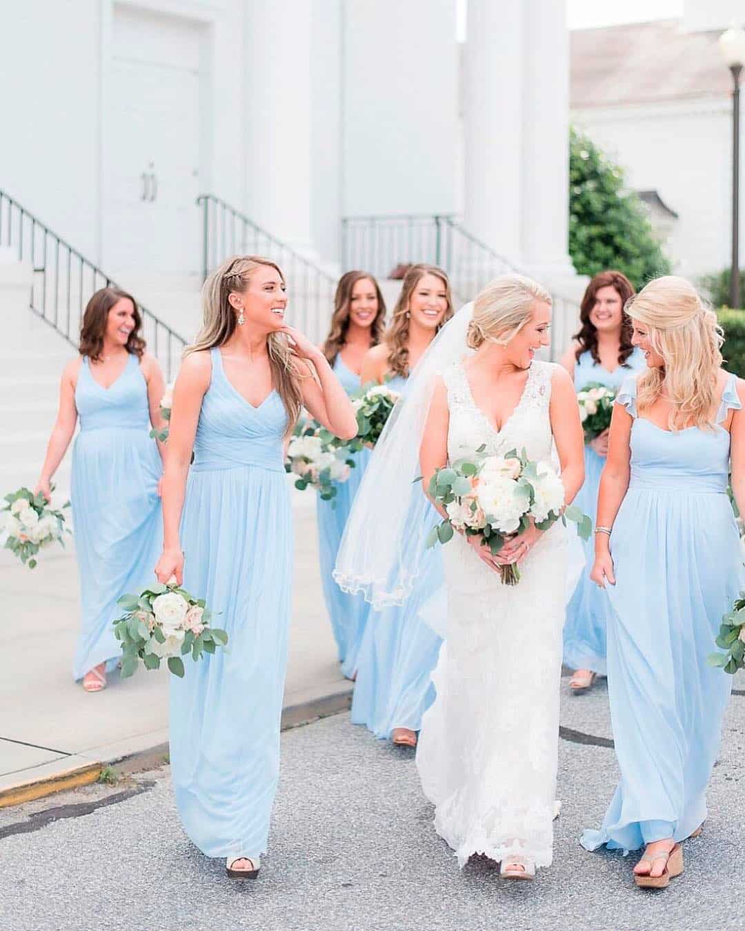 Stylish Blue And White Wedding Ideas