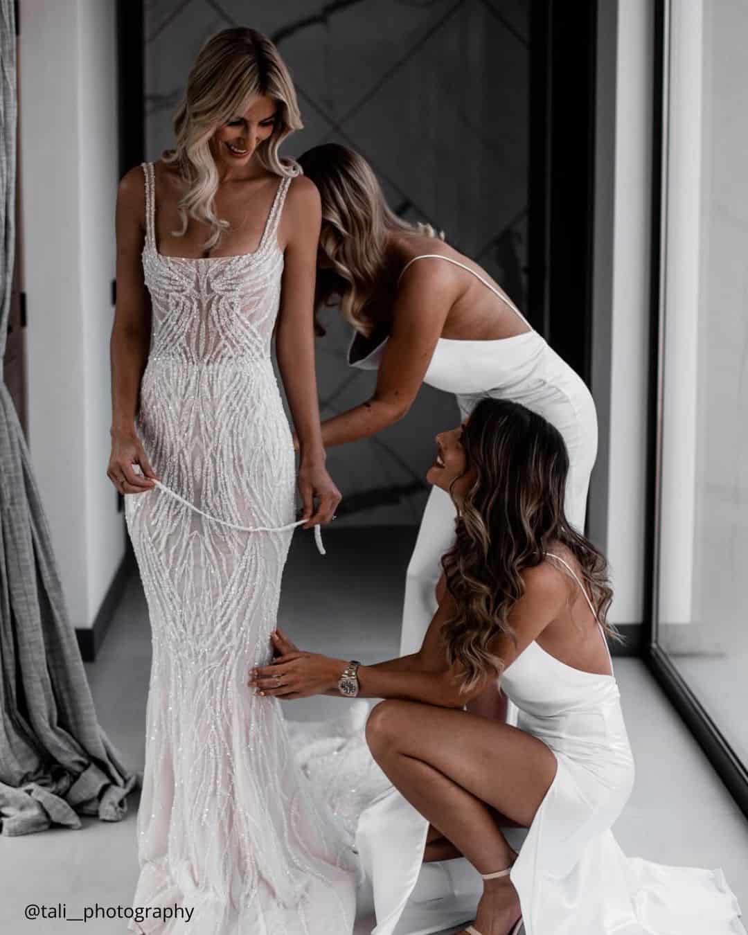 Getting Ready On The Wedding Day Morning