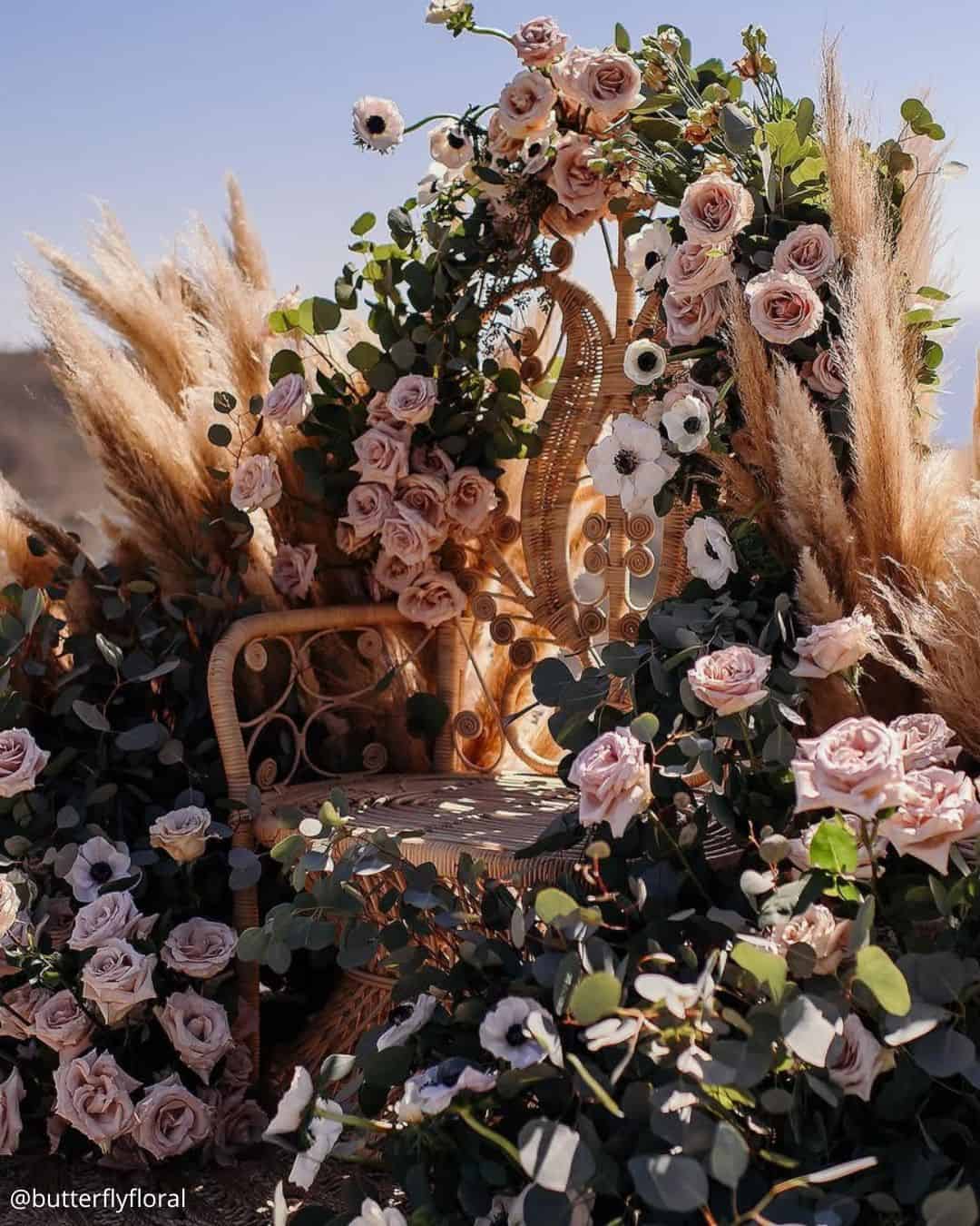 Rose, Lilac, and White Romance