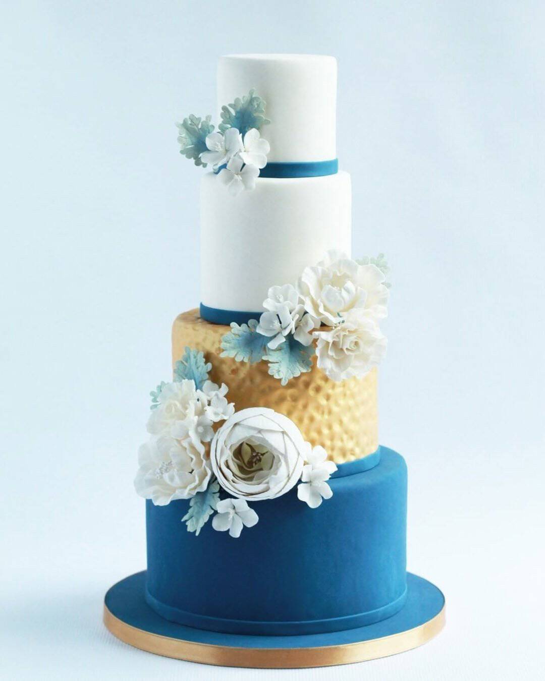 Blue-Themed Bridal Bouquets