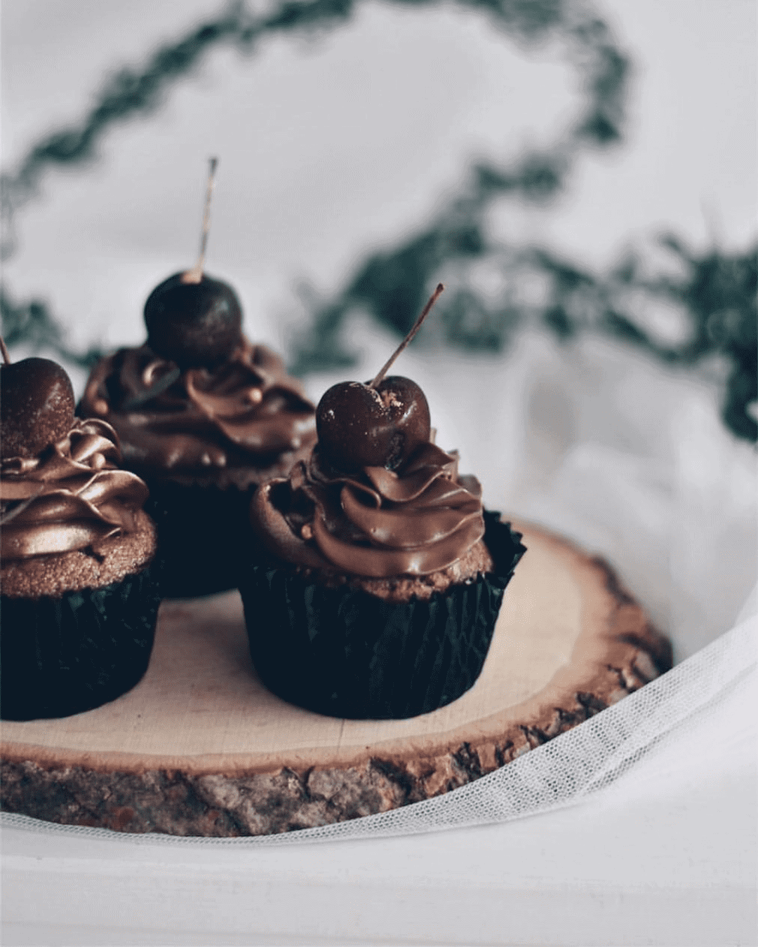 Tasty Chocolate Wedding Cupcake Ideas