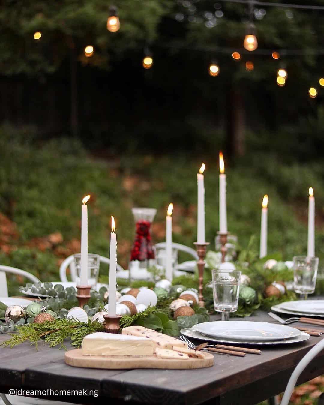 Christmas Wedding Decorations With Pines