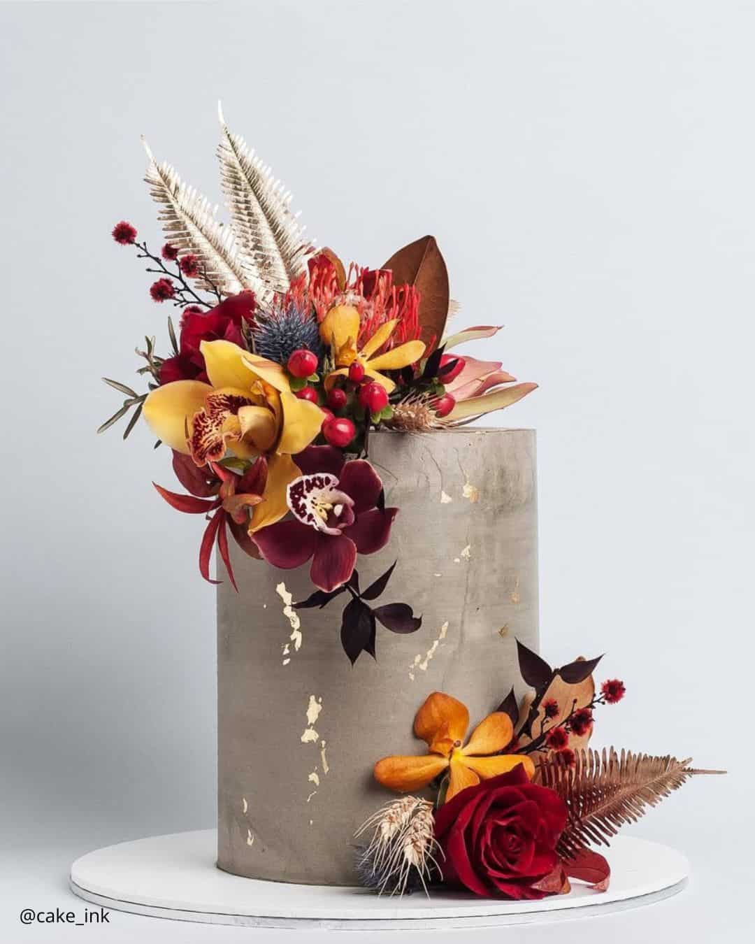 Impressive Bright Wedding Cakes