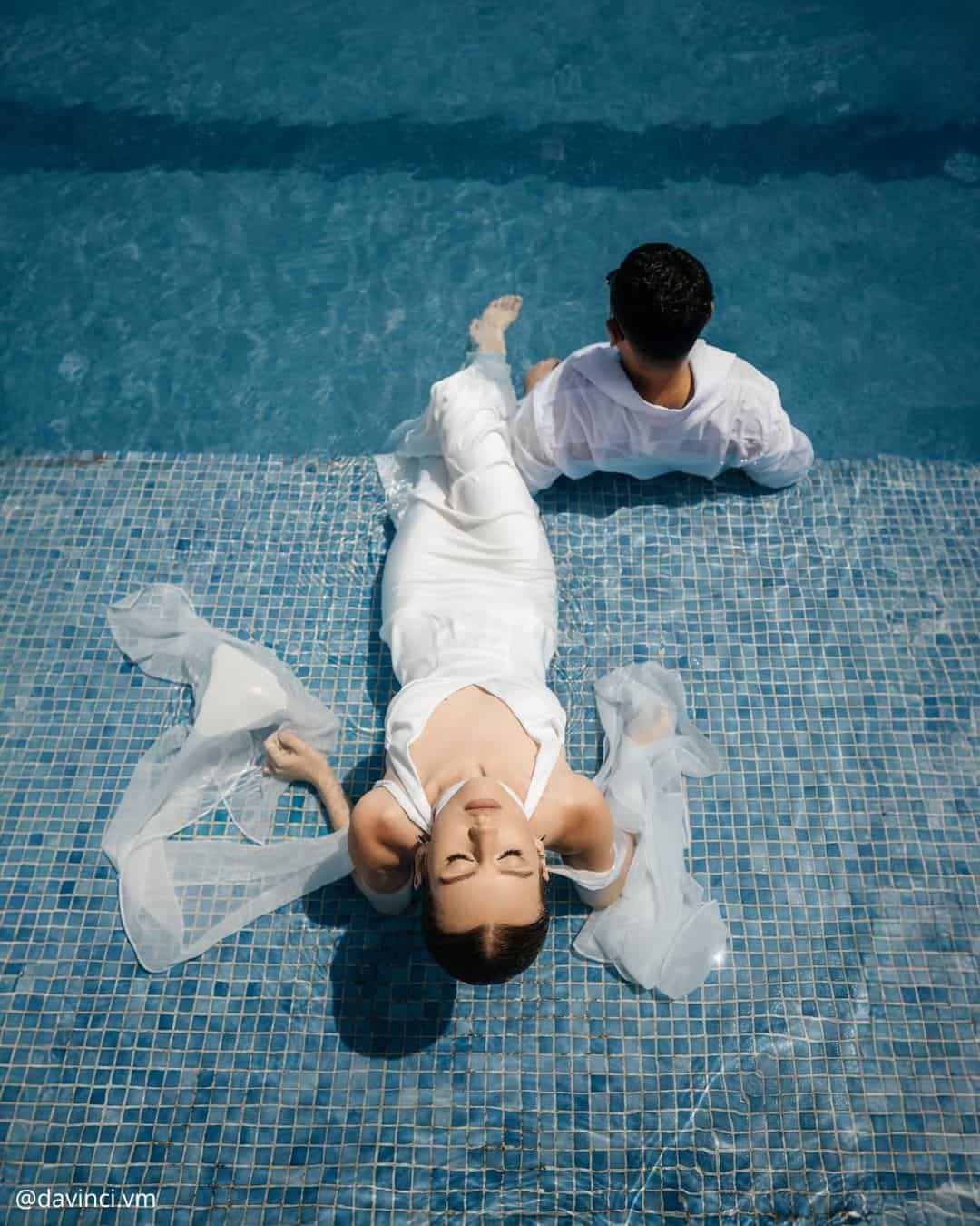 Creative Pre Wedding Photo Ideas