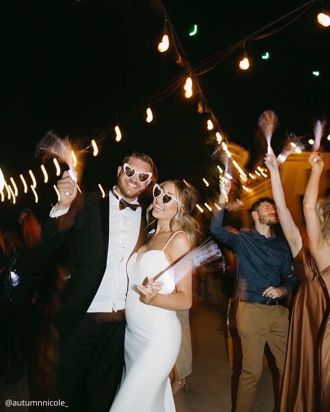 Creative Wedding Photo Ideas With Light