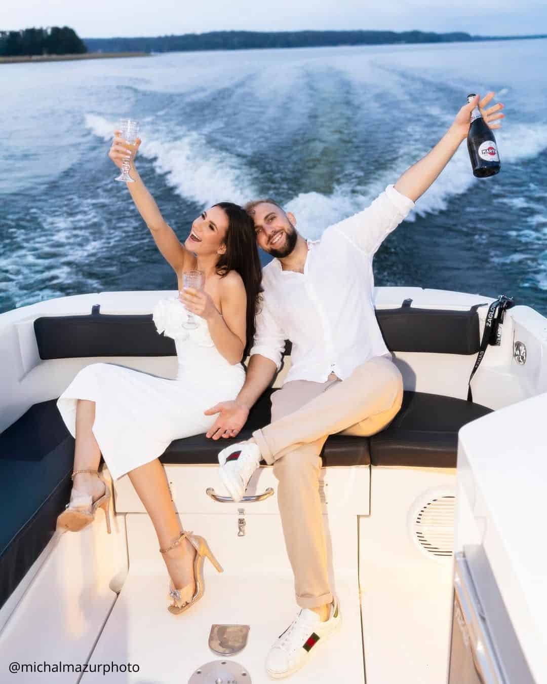 Creative Wedding Photo Ideas With Light