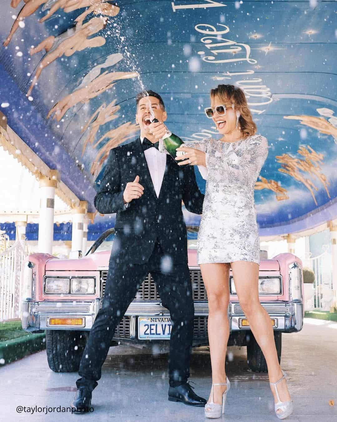 Creative Wedding Photo Ideas With Light