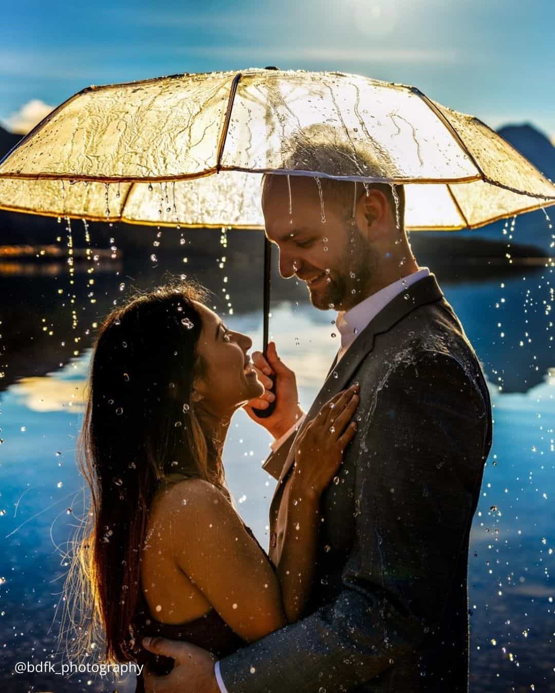 Creative Wedding Group Photo Ideas