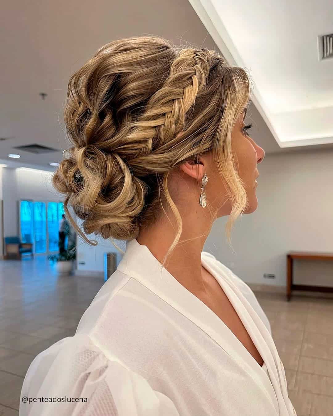 Wedding Updos For Curly Hair