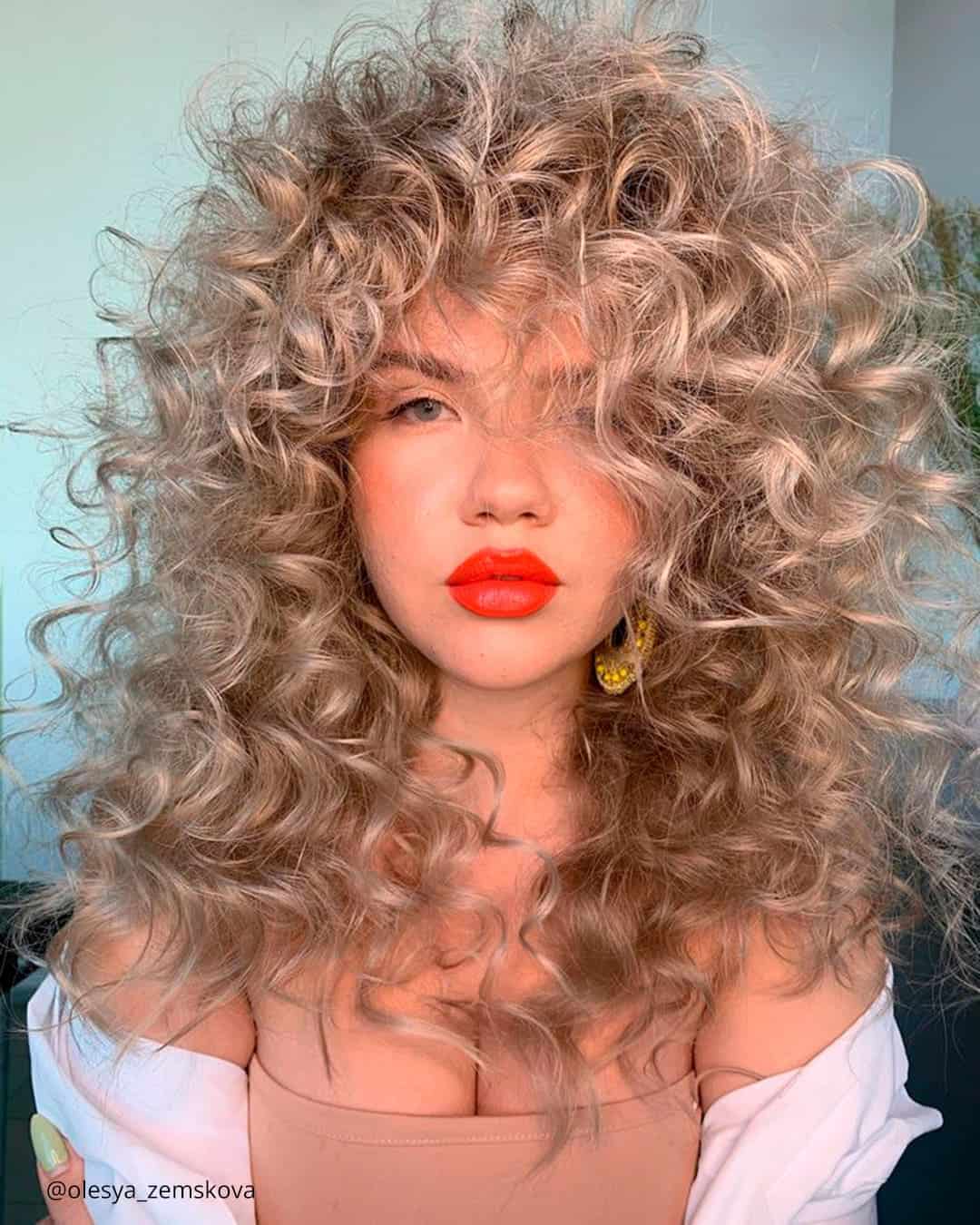 Easy Wedding Hairstyles For Curly Hair