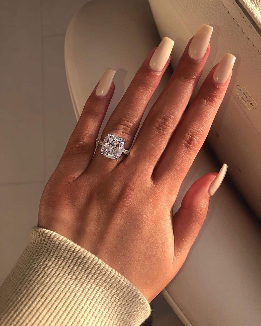 Amazing Engagement Rings Set