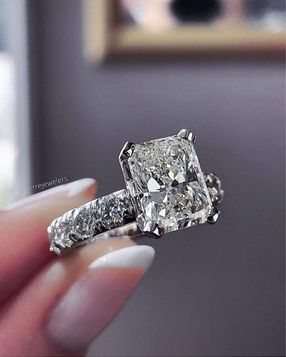 Gold Engagement Rings