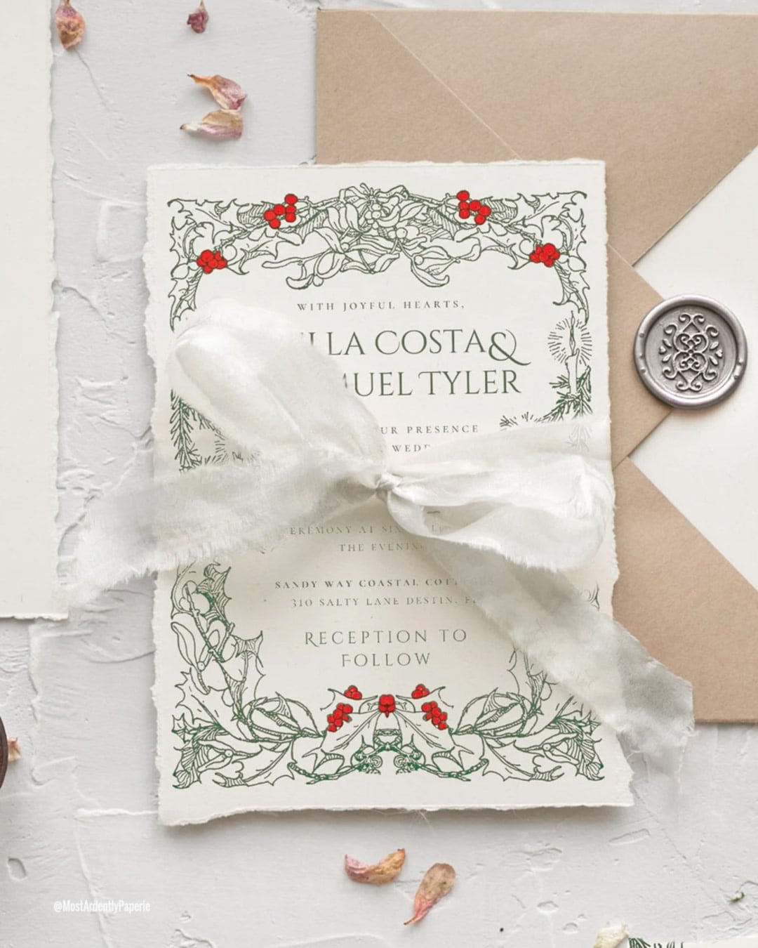 Wedding Invitations in Christmas Theme