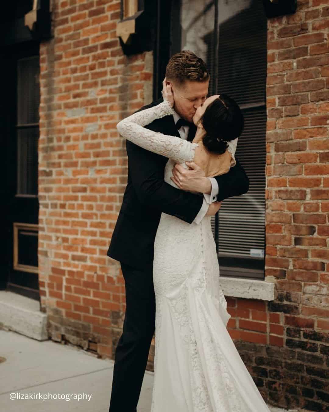 Wedding Photo Under Rain