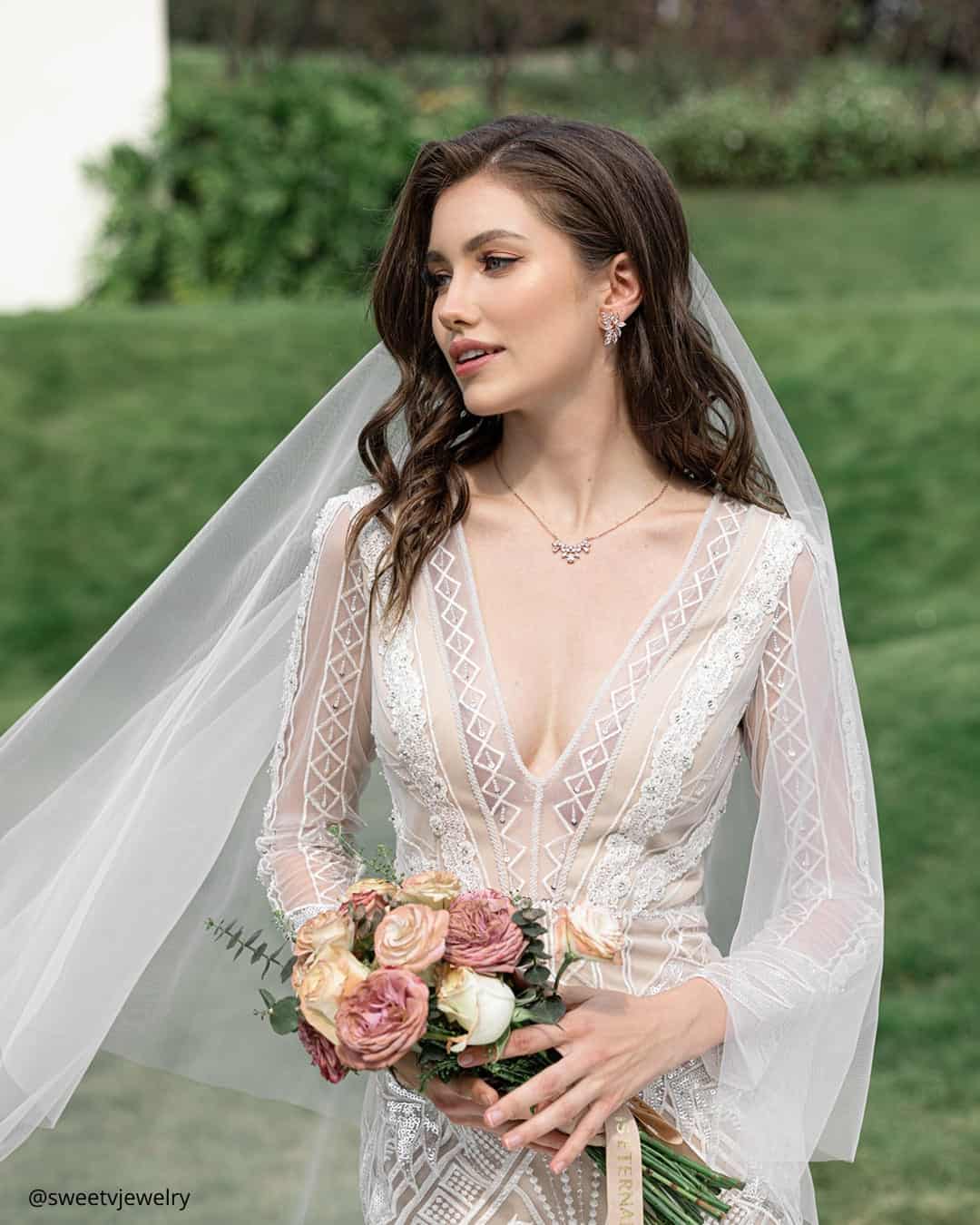 Simple Wedding Hairstyles Down