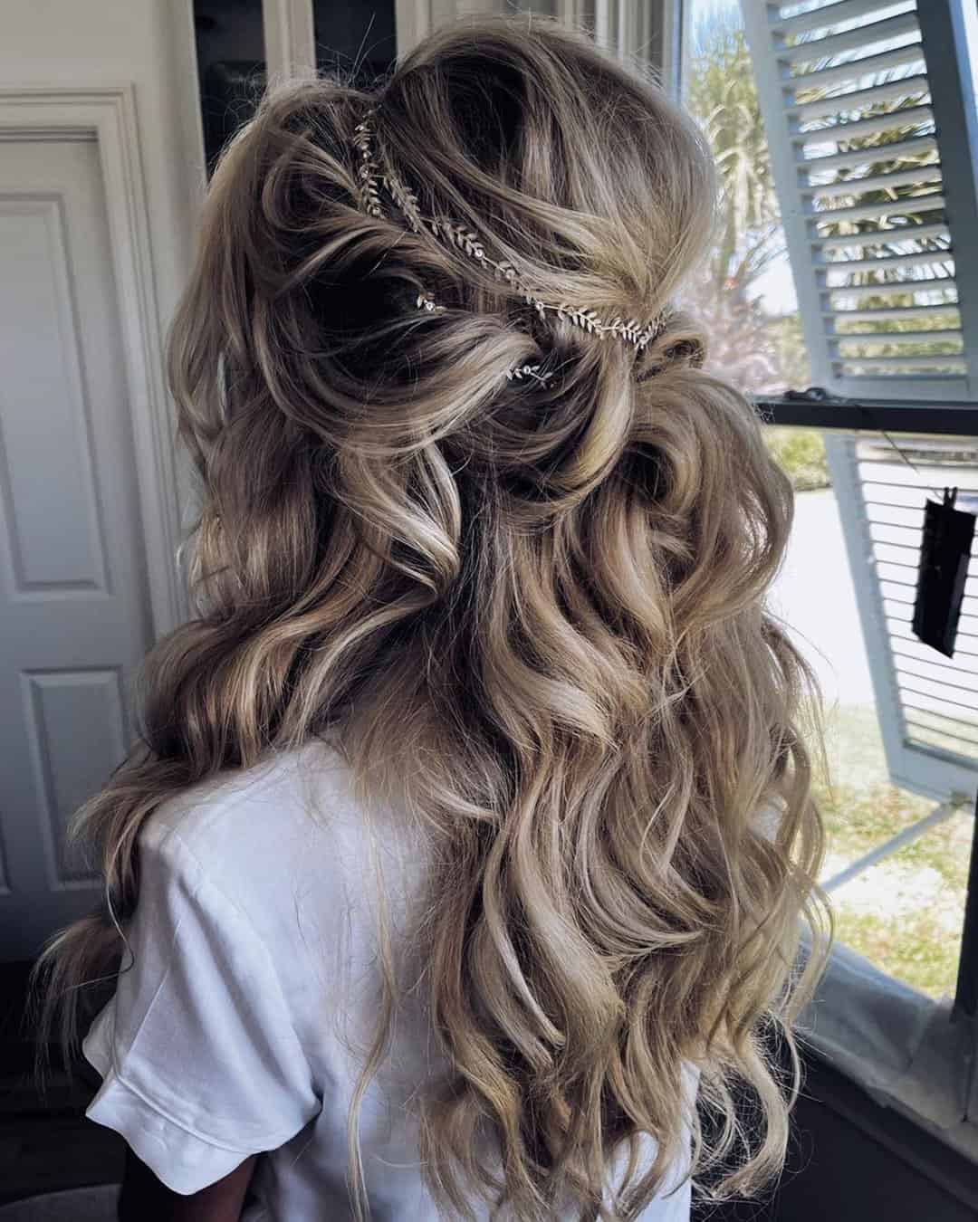 Loose Waves Wedding Hair