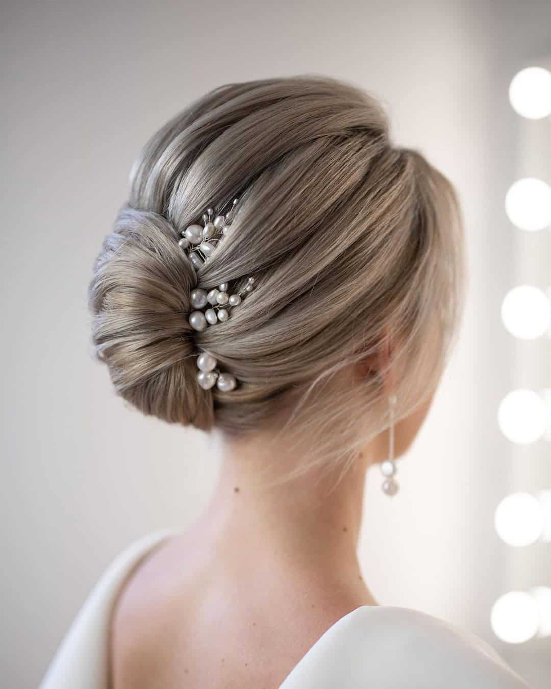 Bun Hairstyles for Mother of the Bride