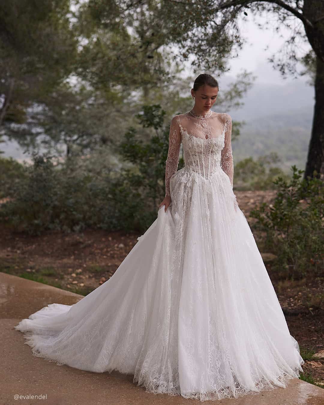 Lace Wedding Dresses