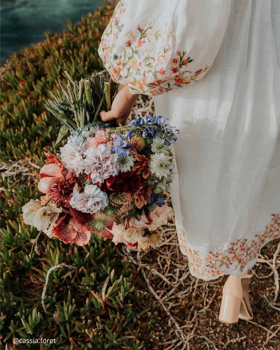 Unique Winter Bridal Bouquets