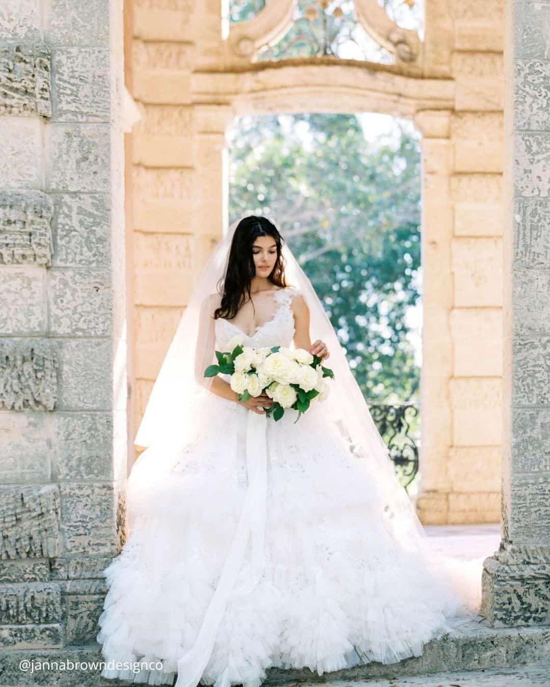 Amazing White Winter Wedding Bouquets