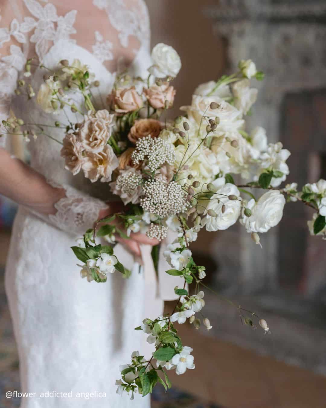 Winter Bouquets for a Fabulous Wedding