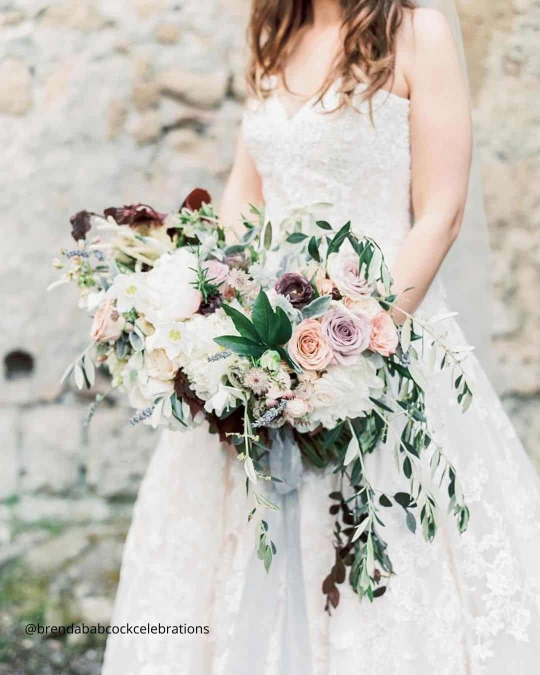 Simple Winter Wedding Bouquets