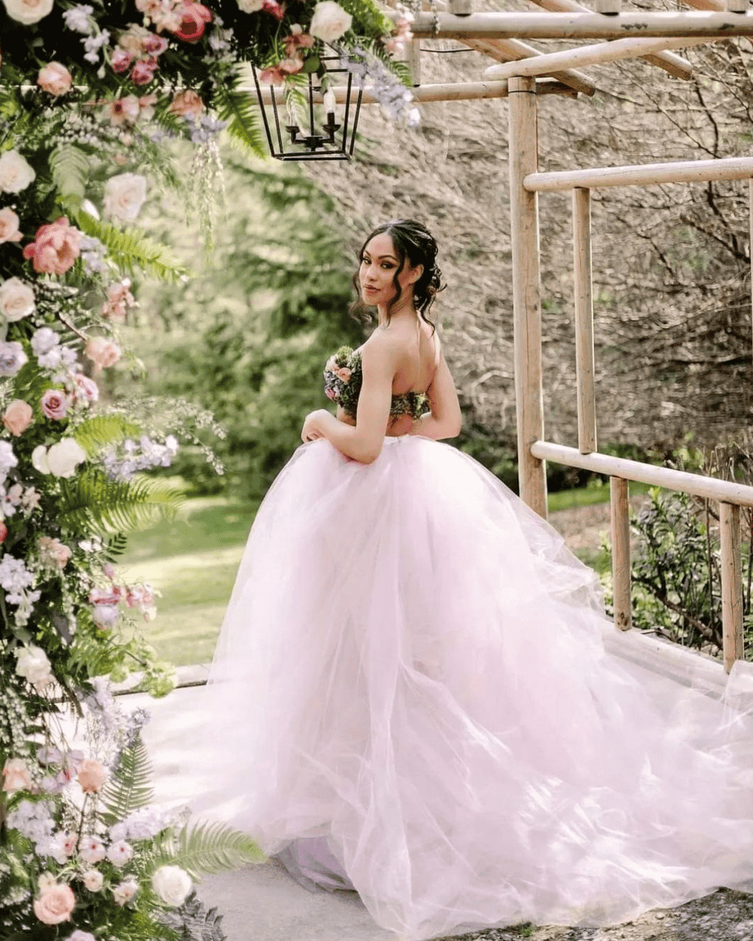 Lilac Wedding Dress Ideas