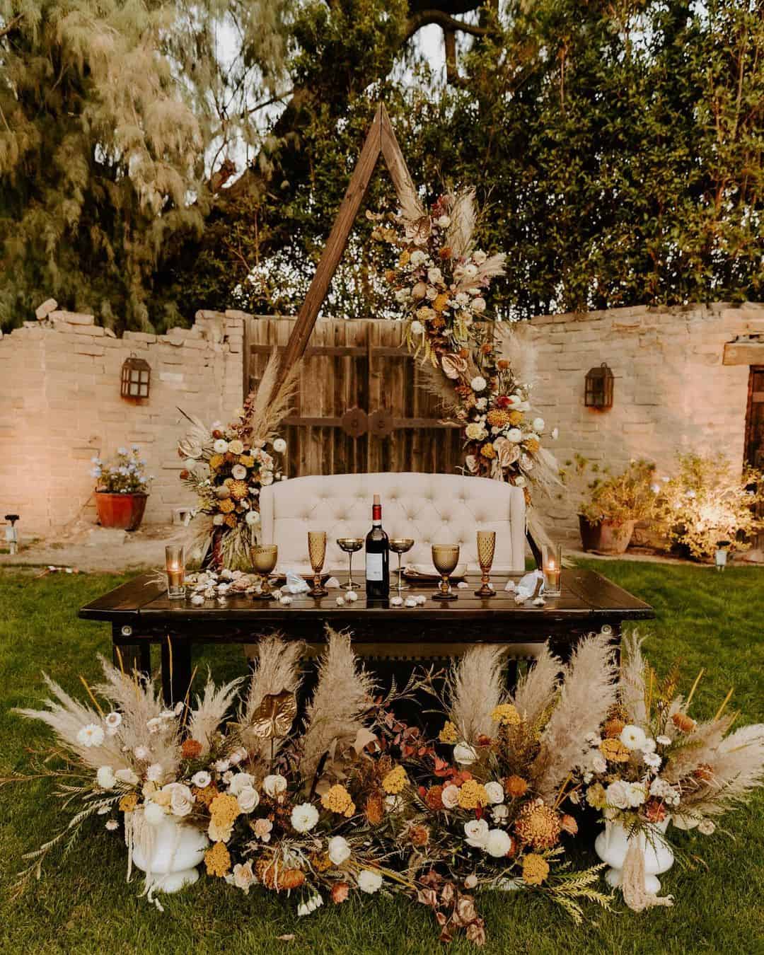 Rustic Wedding Decor