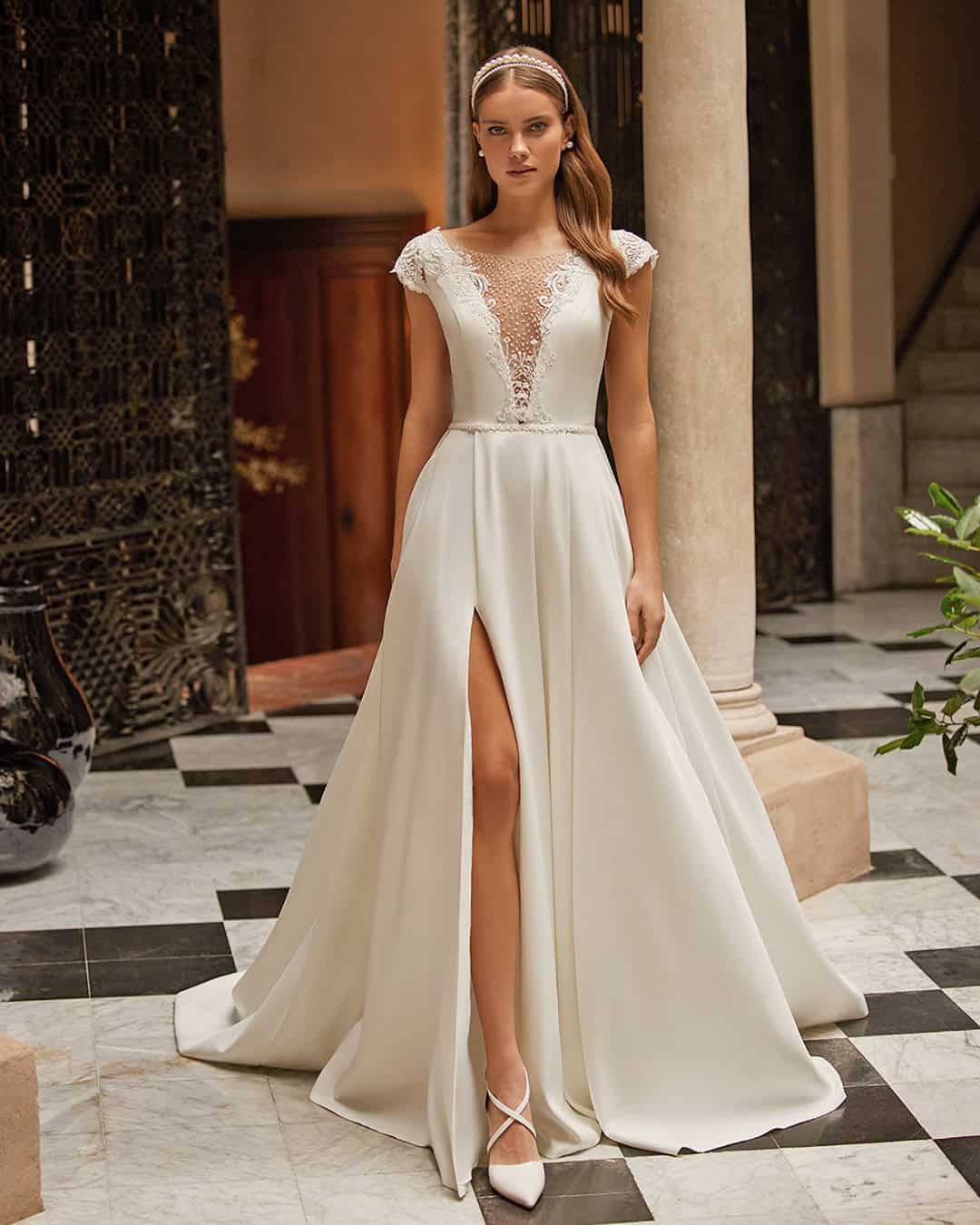 Attractive Bridal Gowns With Train