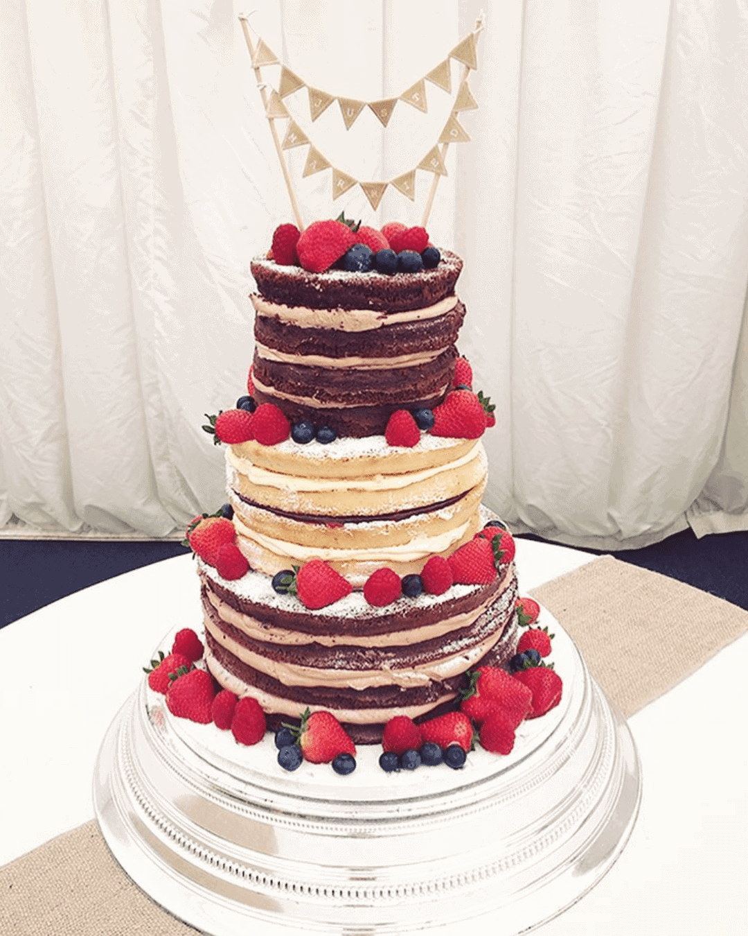 Half-Naked Wedding Cakes