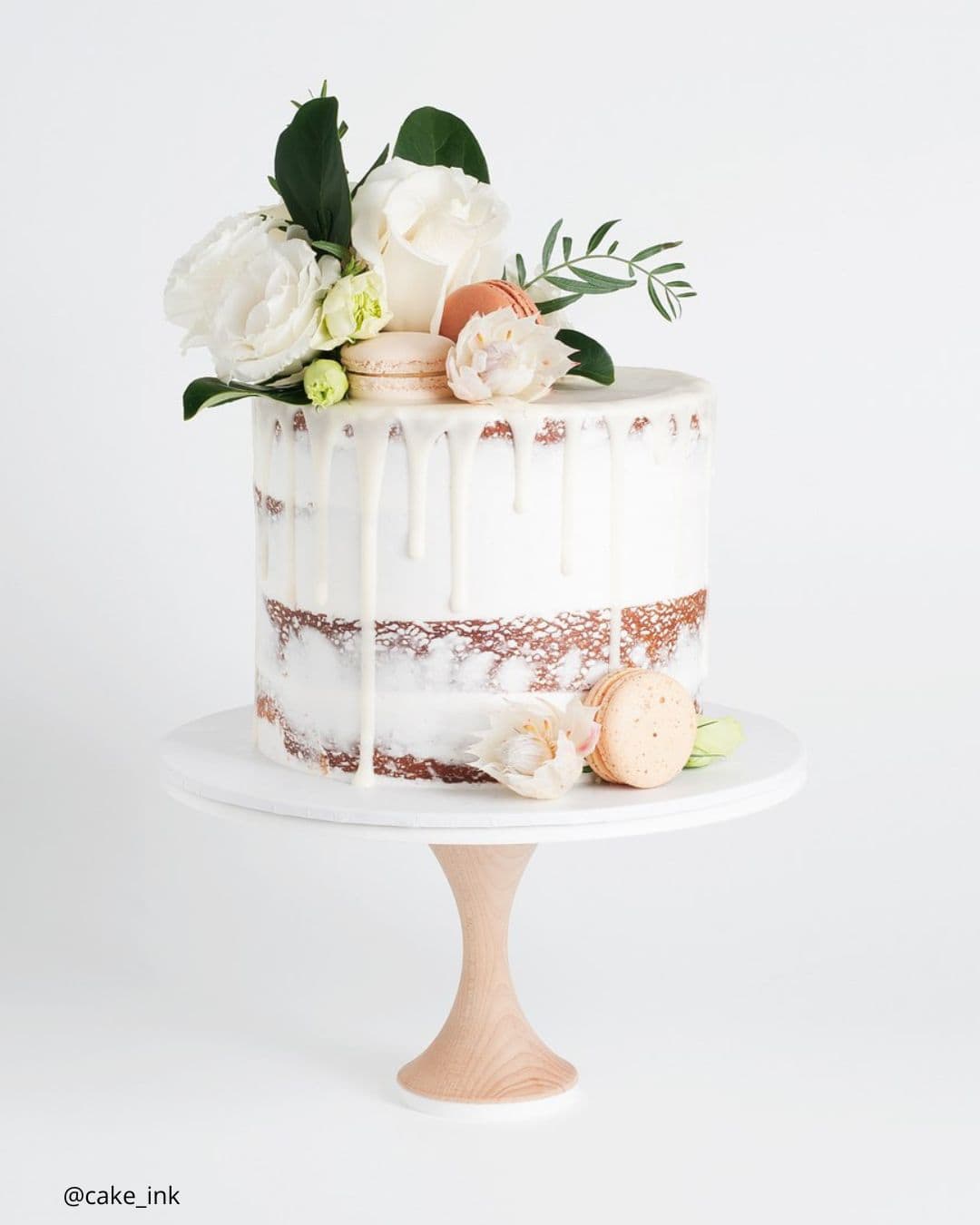 Macarons As Semi-Naked And Naked Cakes Wedding Decor