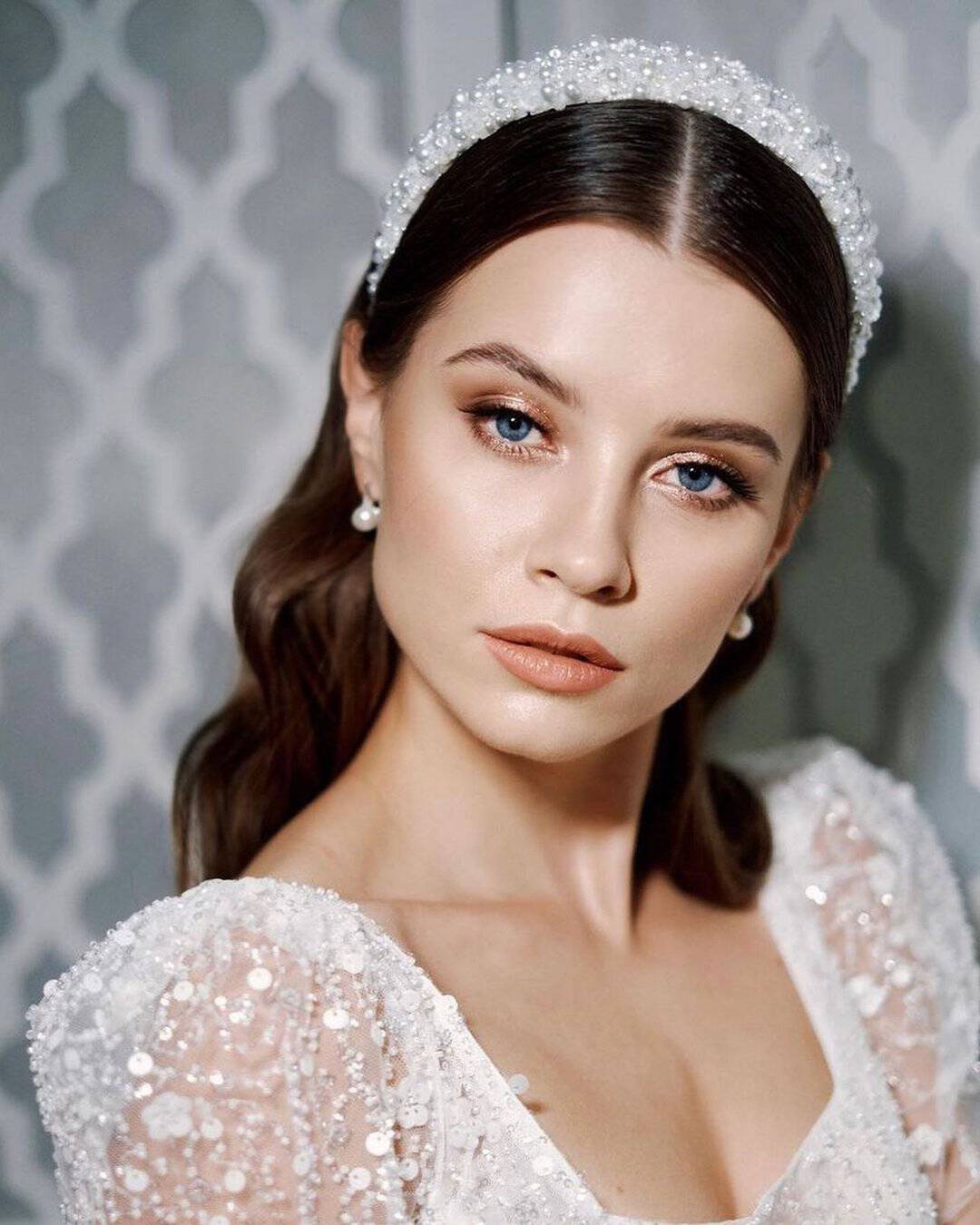 Bridal Makeup Natural Look With Green Eyes