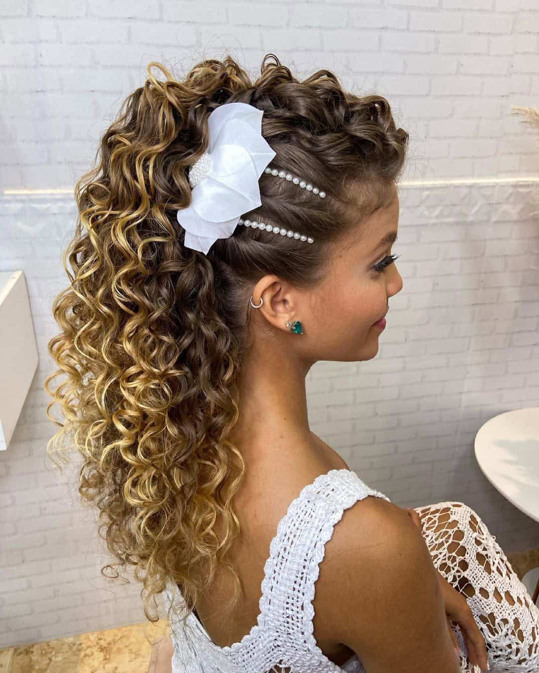 Natural Curly Hairstyles for Wedding