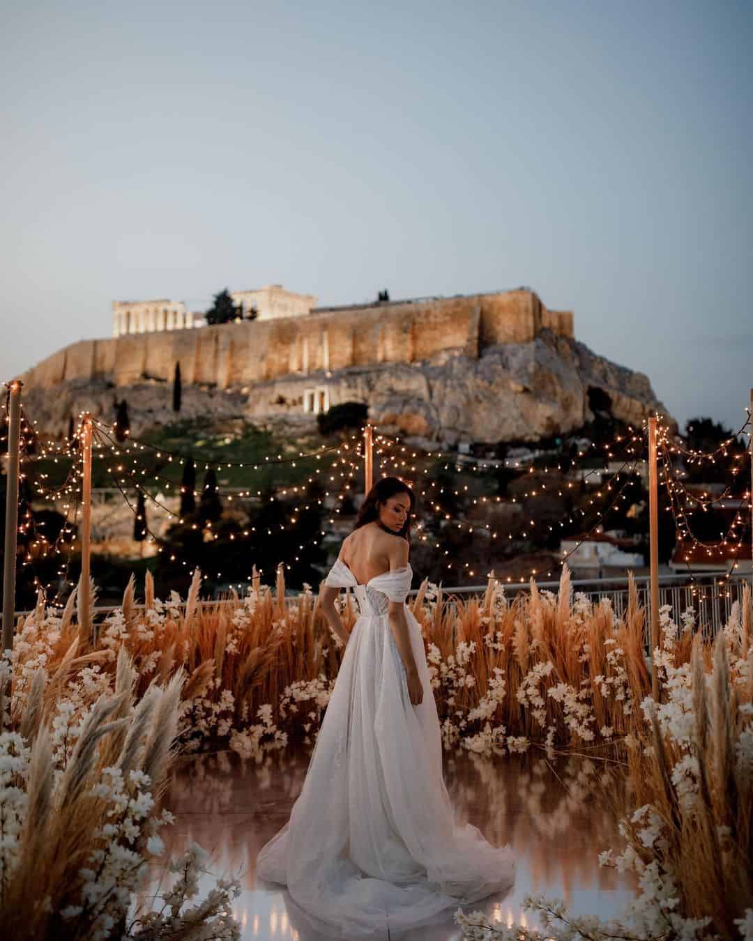 Backdrop Ideas With Pampas Grass