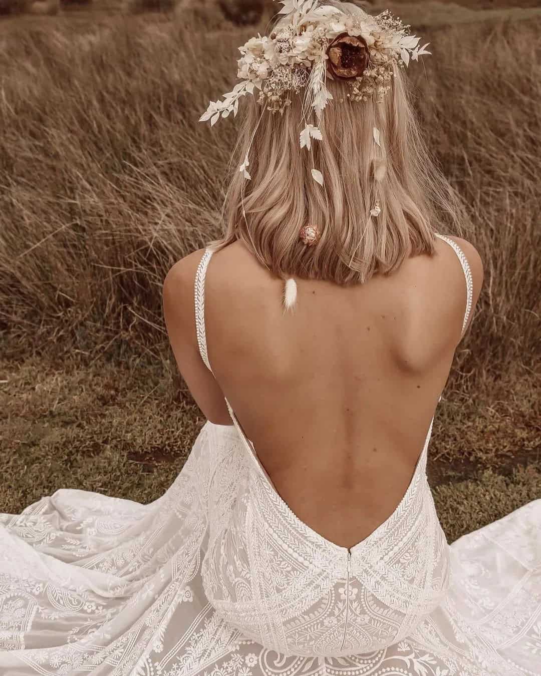 What kind of shoes are best for a country wedding? Cowgirl boots are the most comfortable option?