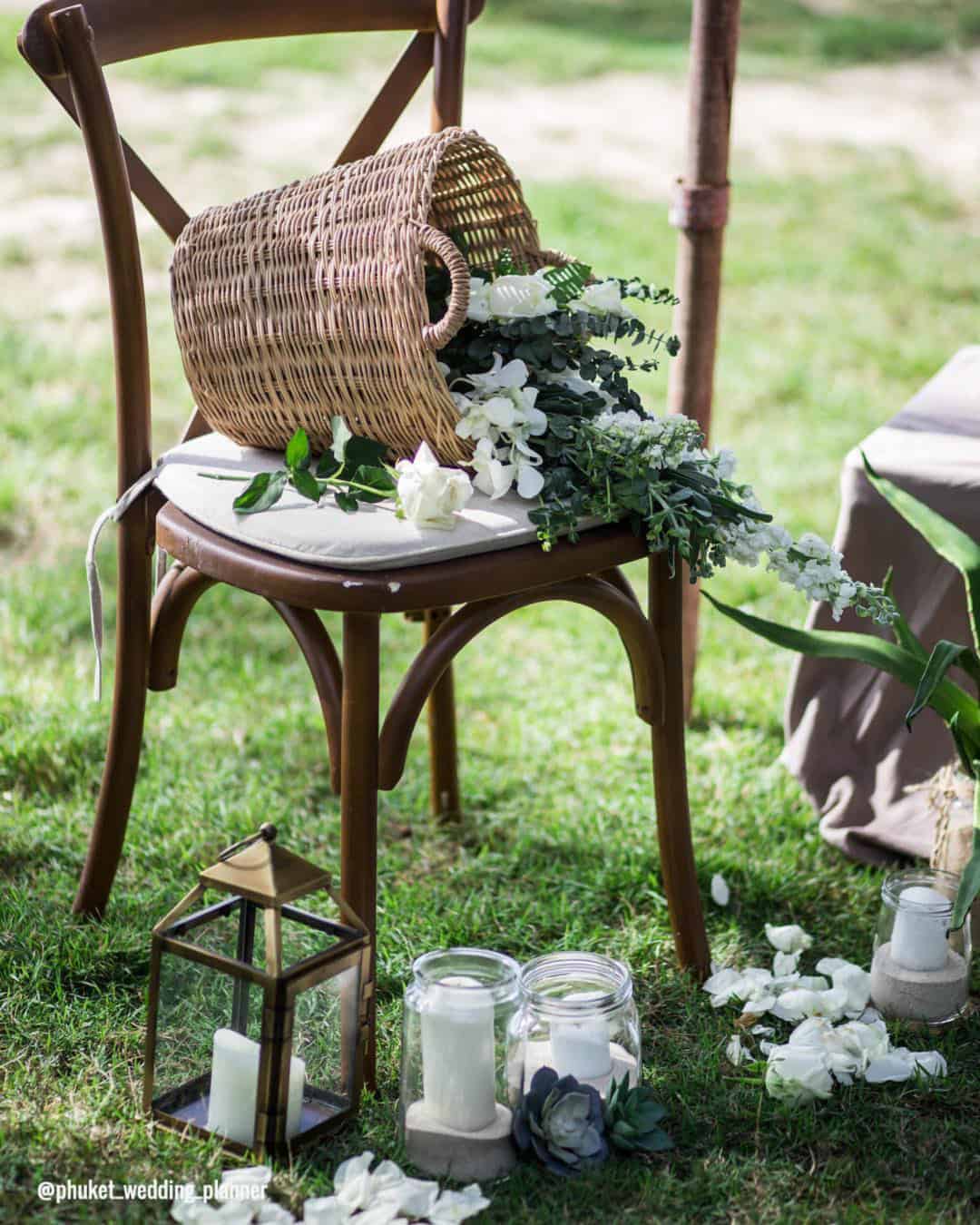 Creative Rustic Escort Card Displays