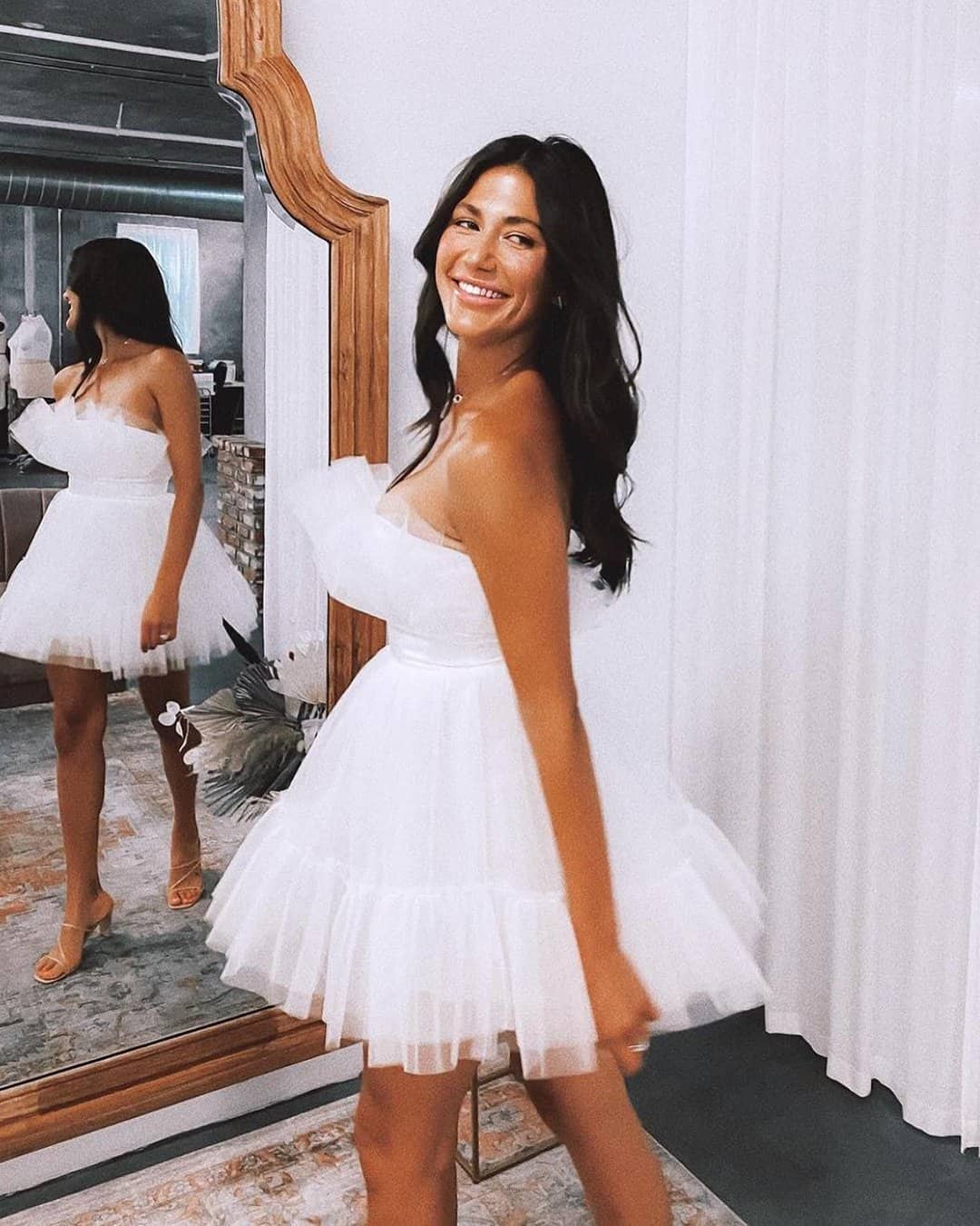 Short Wedding Dresses With Sleeves
