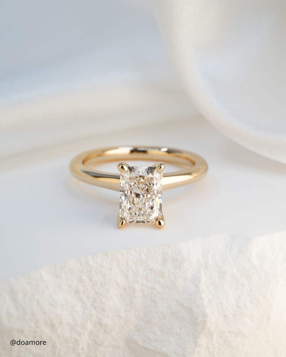 Solitaire Engagement Rings