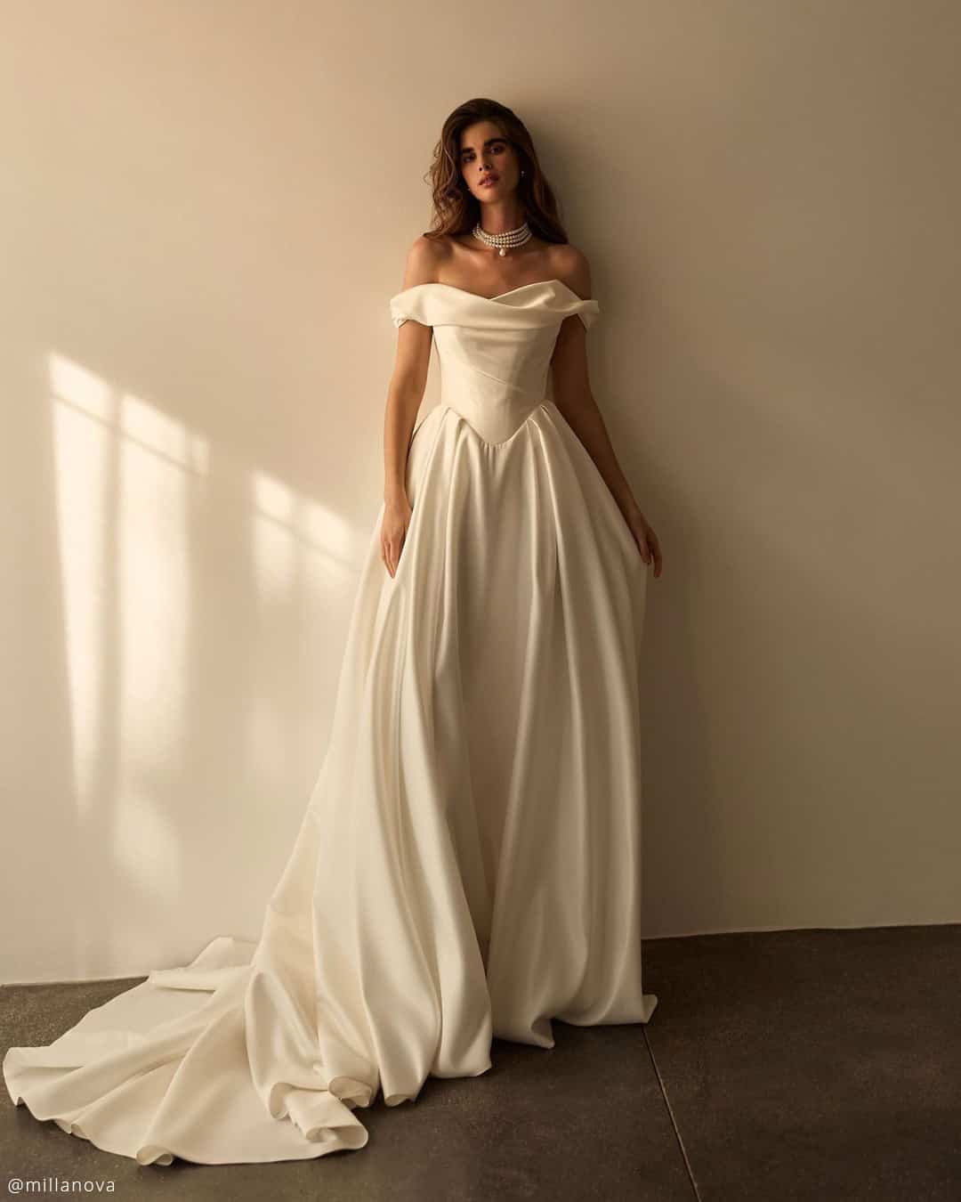 Basque Waist Wedding Dresses