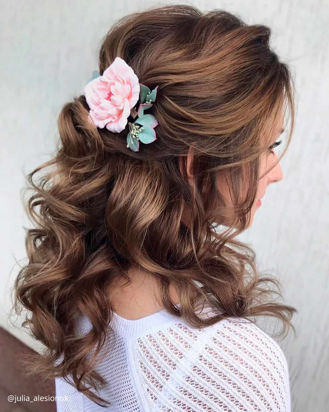 Wedding Hairstyles With Real Flowers