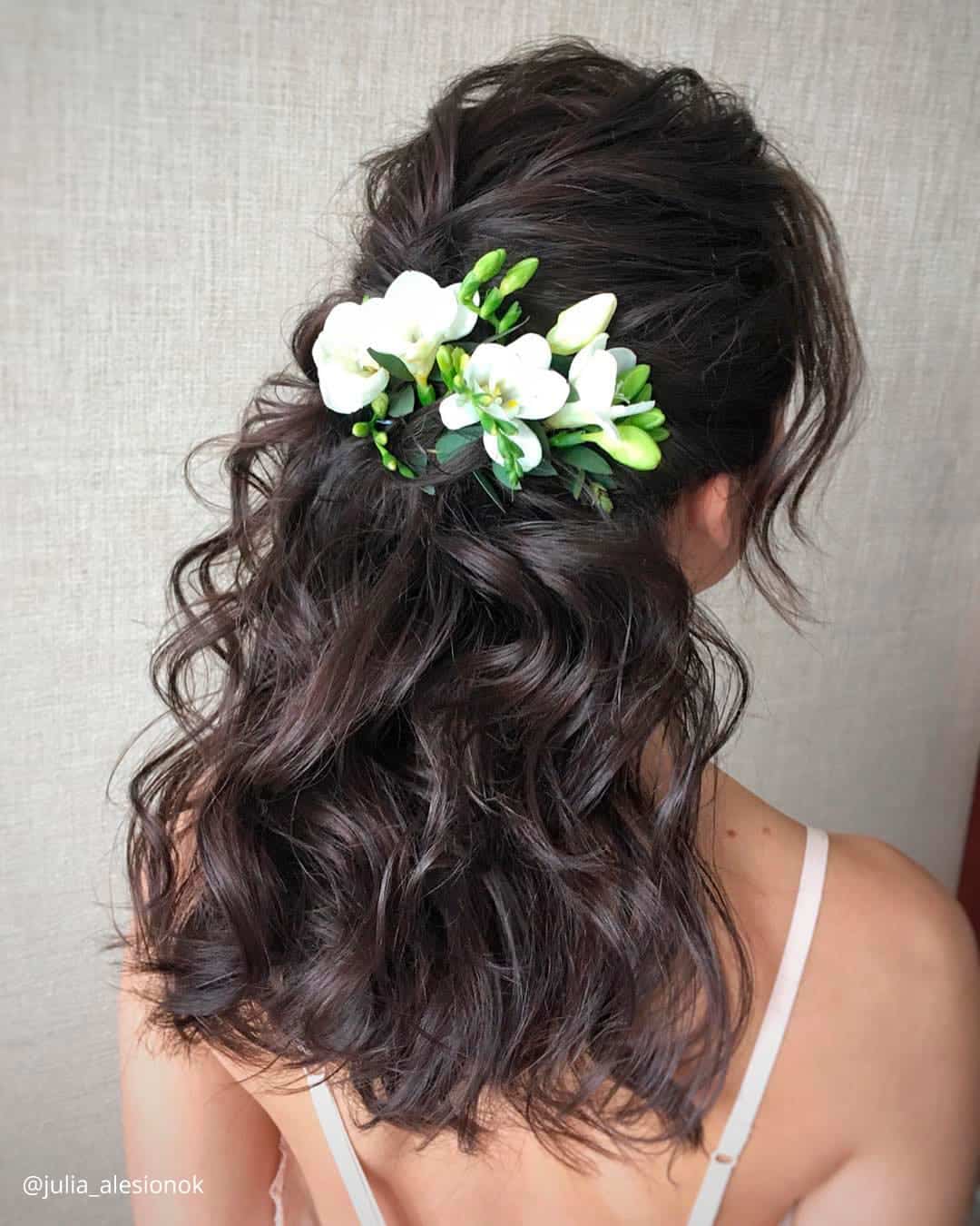 Simple Wedding Hairstyles With Flowers