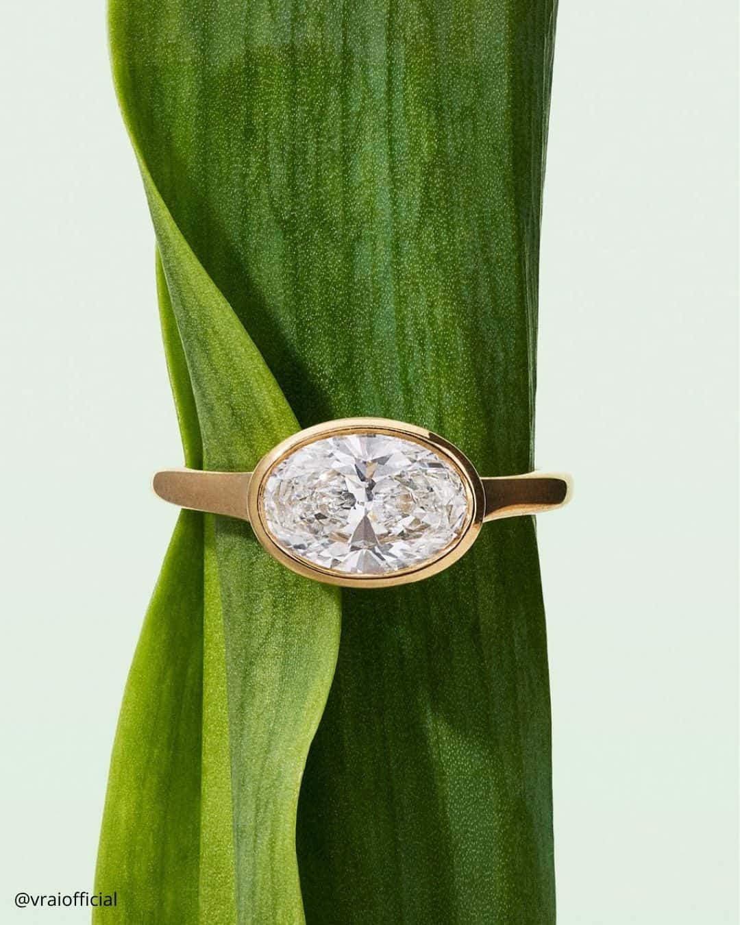 Engagement Rings for Women Vrai