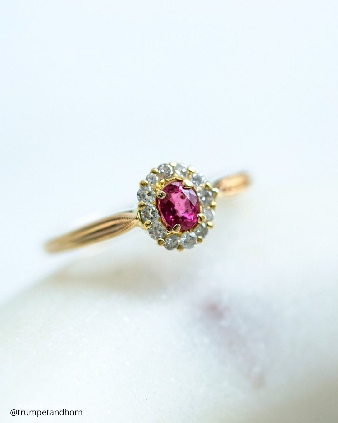 Halo Oval Engagement Rings