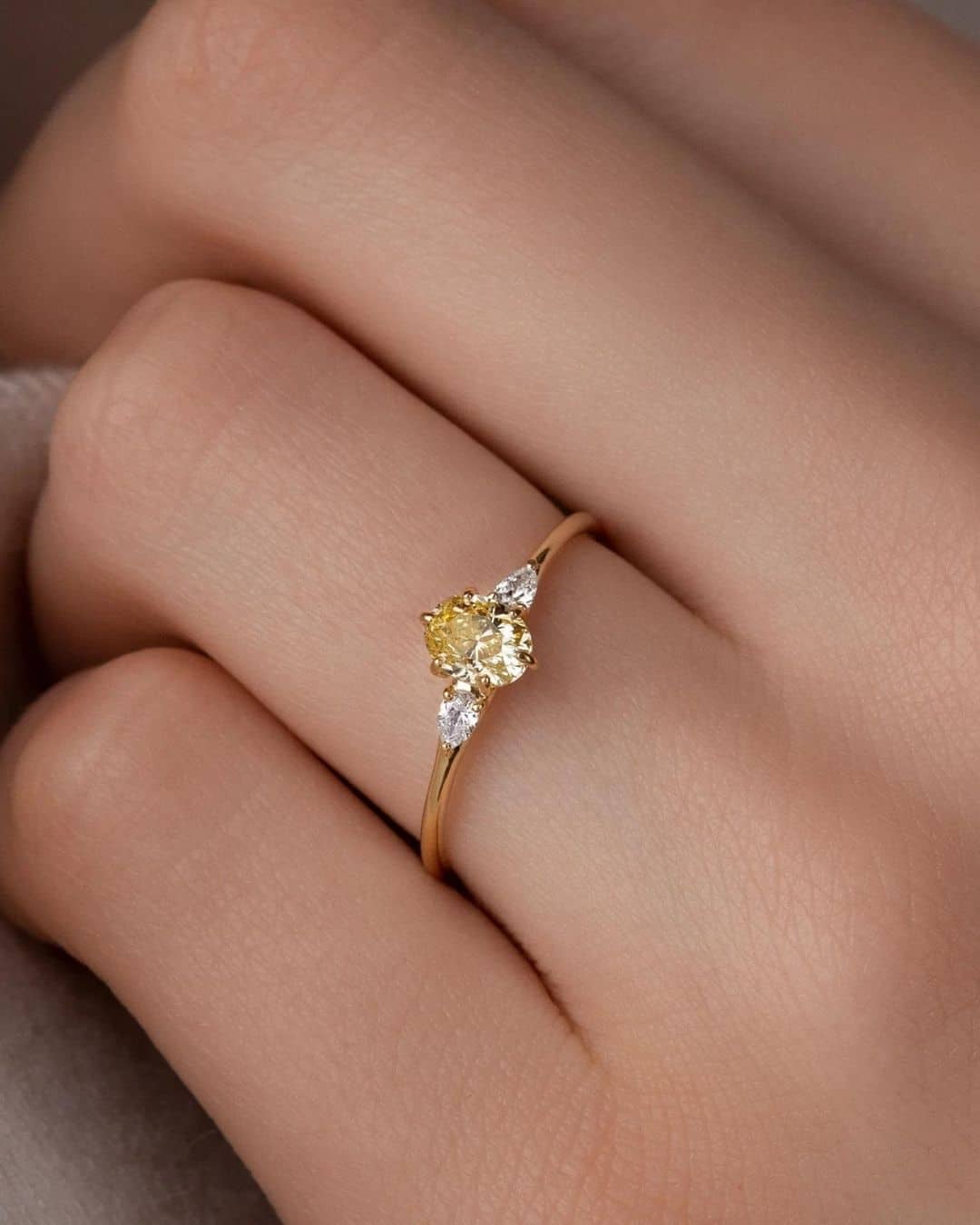 Engagement Rings With Vintage Details