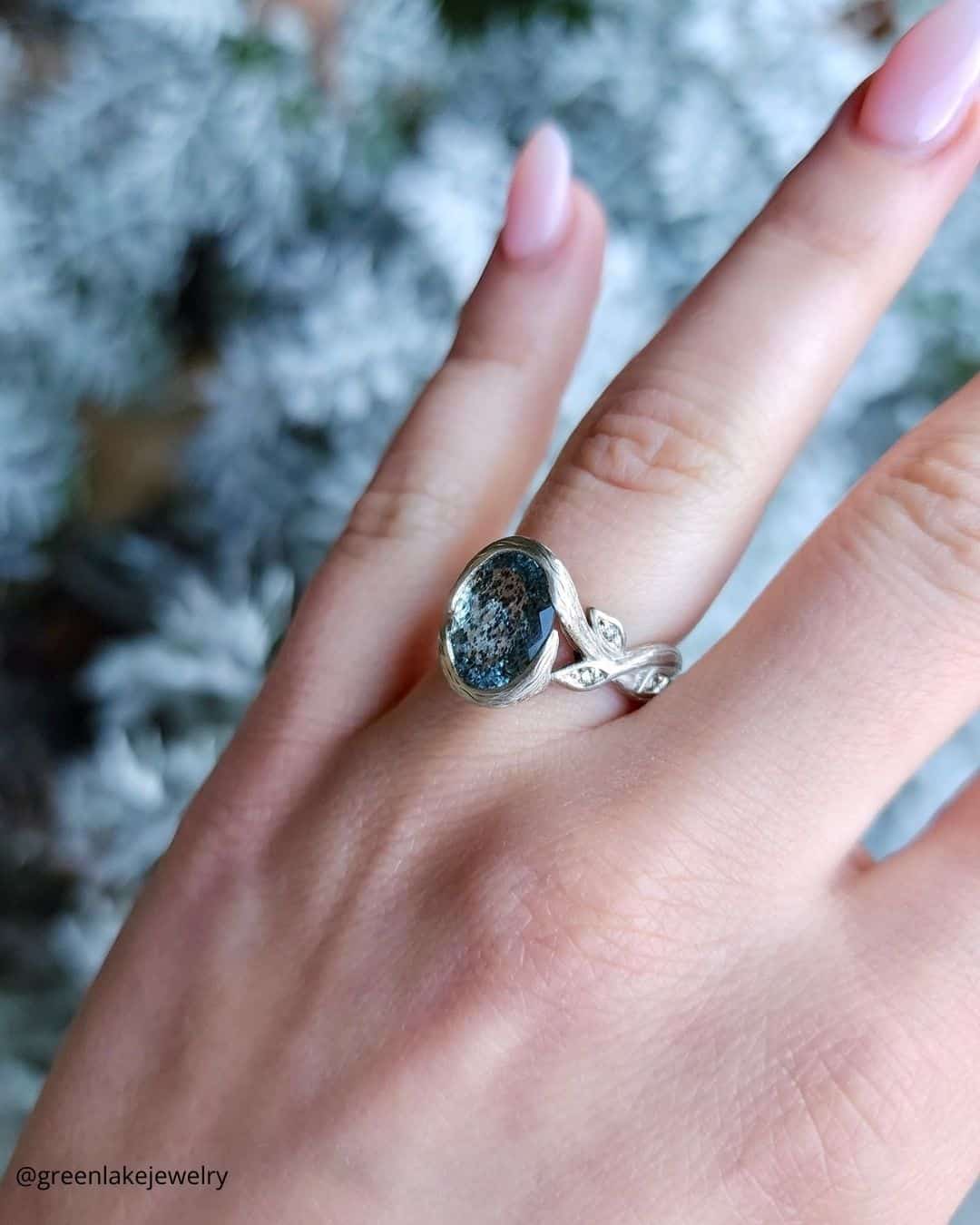 Engagement Rings With Vintage Details