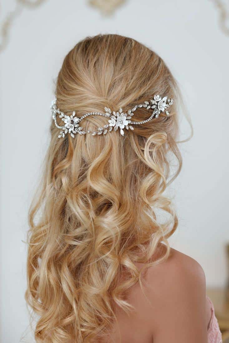 White Flowers Headpieces