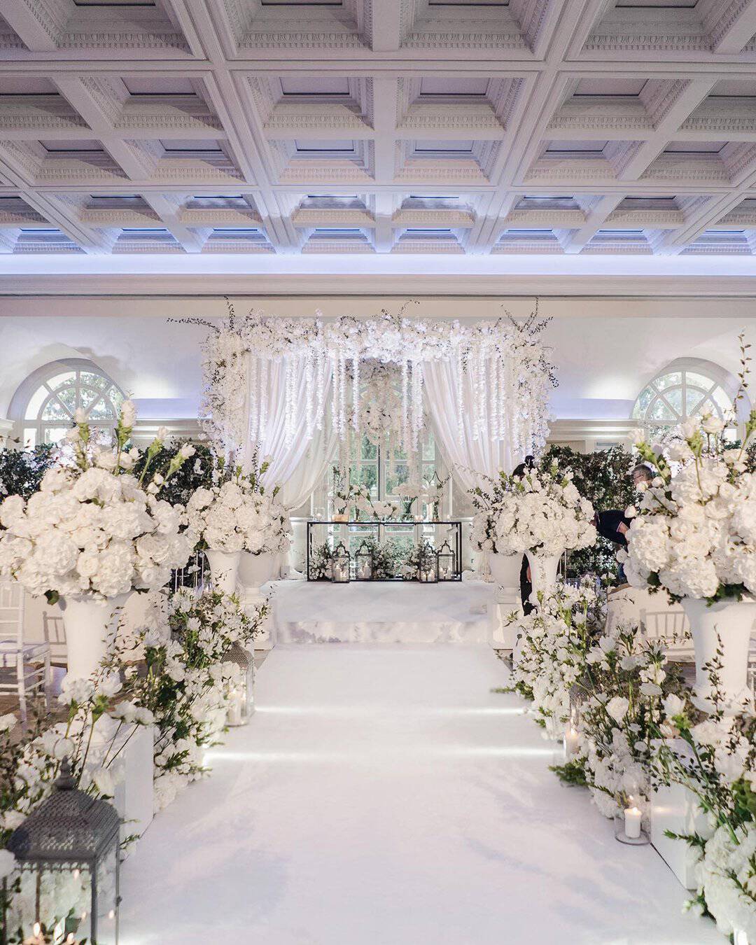 wedding ceremony decorations white indor ceremony decor andreapatrizifloraldesigner
