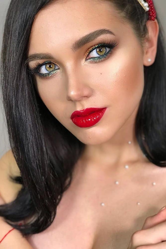Photo 19-21: Glamorous Wedding Makeup